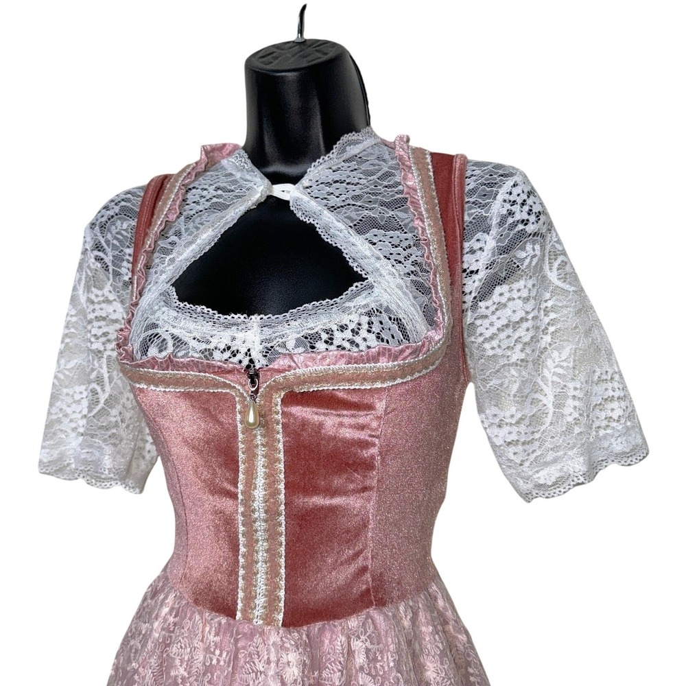 New 2XL White Lace Dirndl Blouse High Keyhole Neck Vneck Top Shirt Oktoberfest